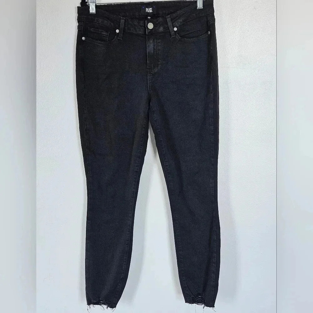 PAIGE Verdugo Ankle Jeans Black Wash Raw Hem‎ Women Size 31 NWOT